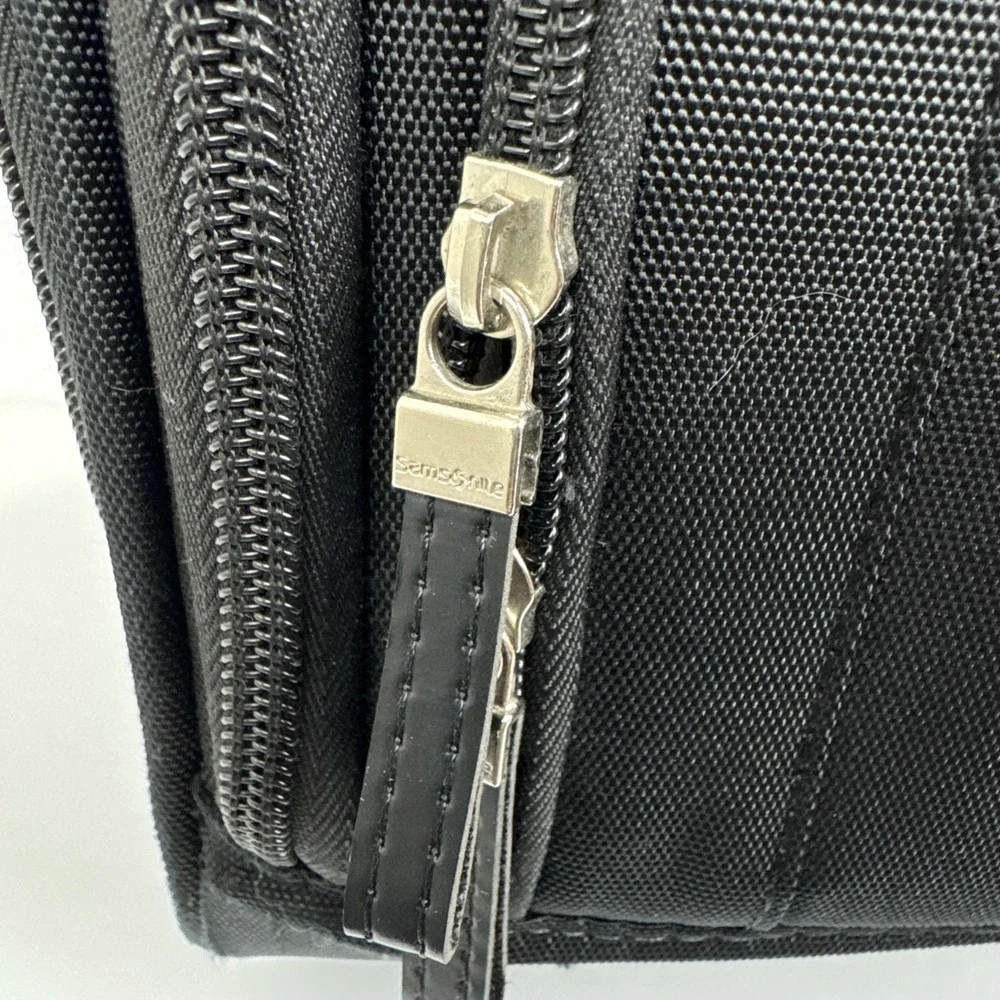 Samsonite 16one shipped